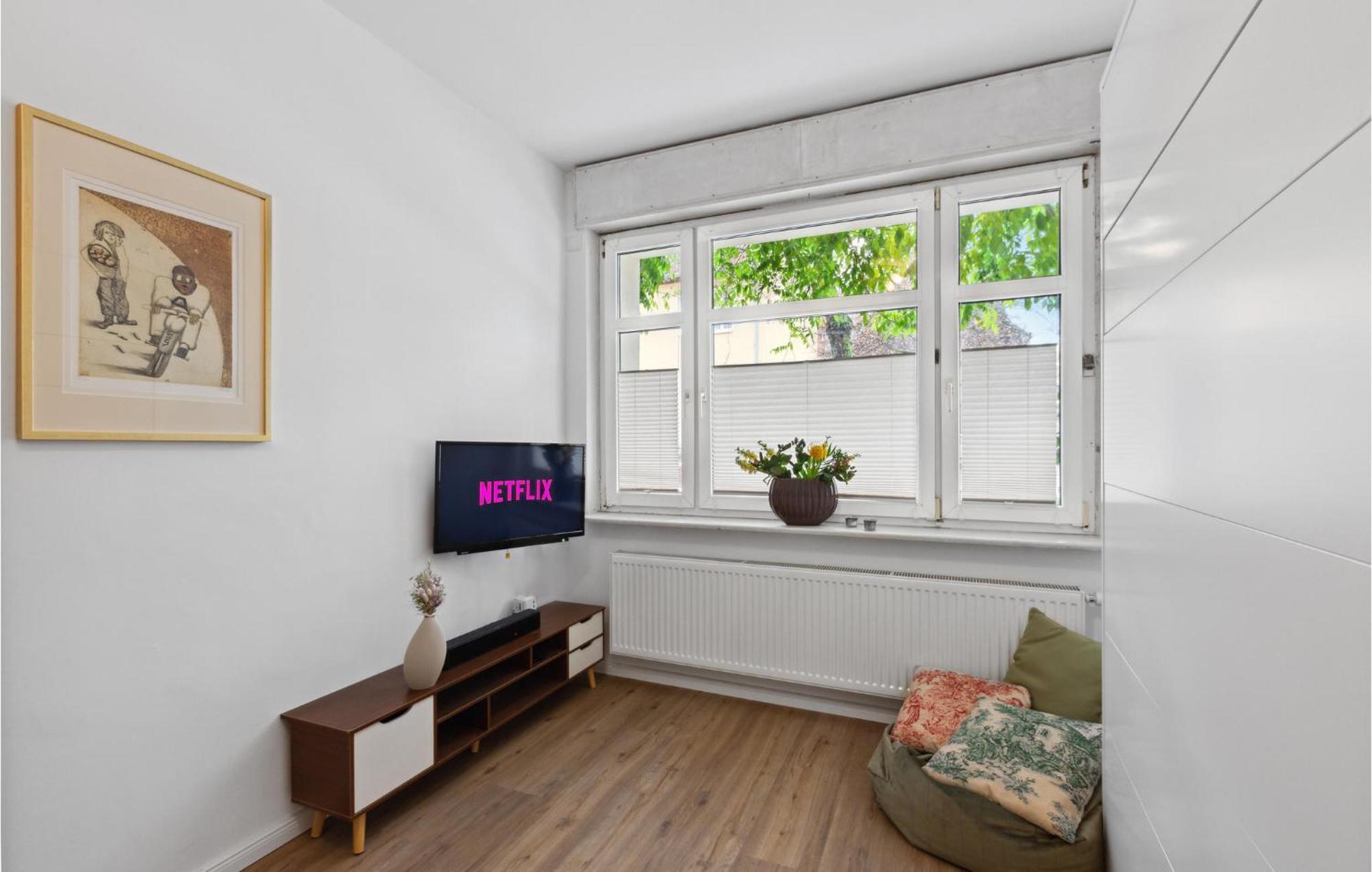 Pet Friendly Apartment In Naumburg With Kitchen Dış mekan fotoğraf