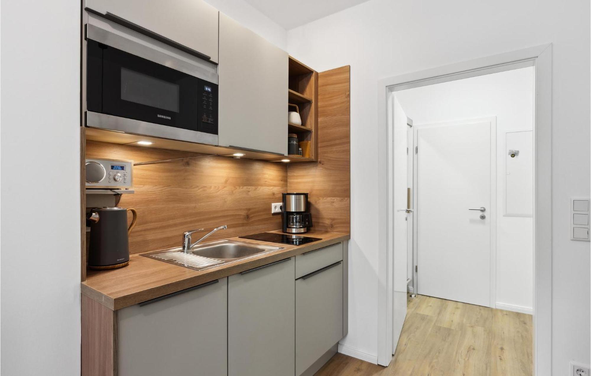 Pet Friendly Apartment In Naumburg With Kitchen Dış mekan fotoğraf
