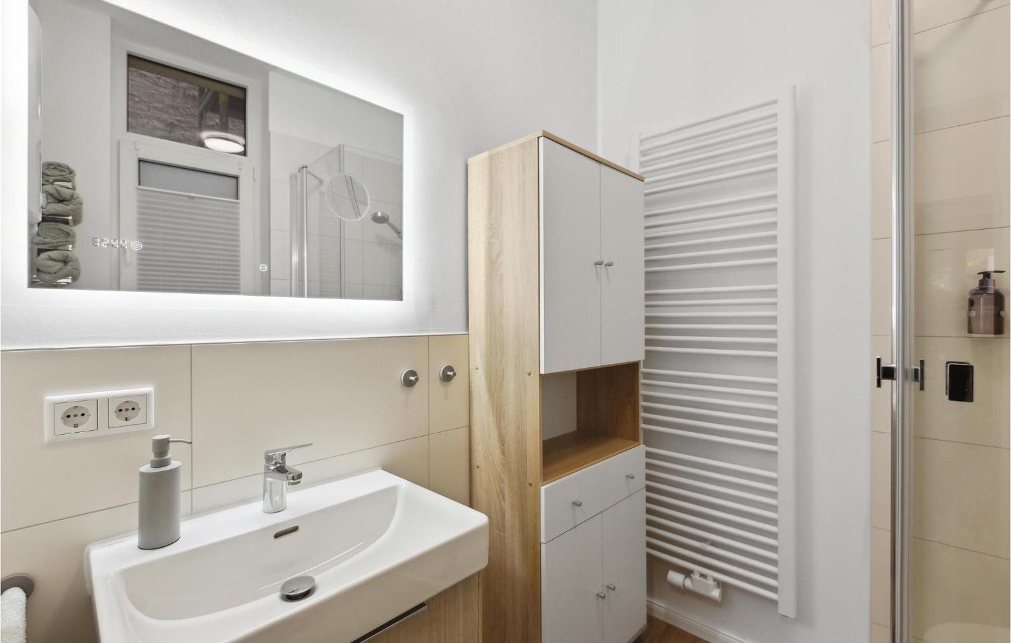 Pet Friendly Apartment In Naumburg With Kitchen Dış mekan fotoğraf