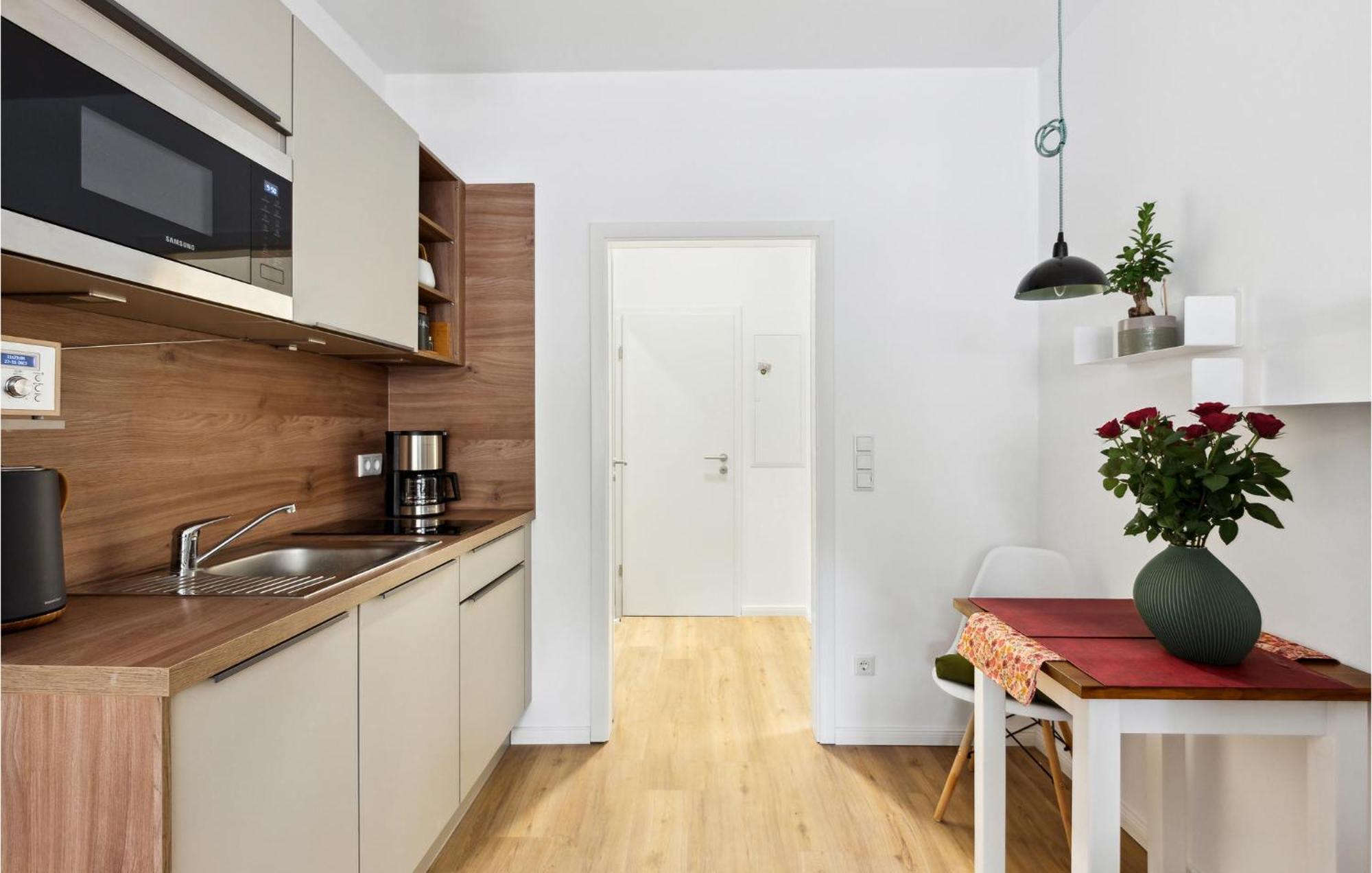 Pet Friendly Apartment In Naumburg With Kitchen Dış mekan fotoğraf